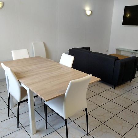 Spacieuse Maison Avec Garage 5 Mins Valenciennes Anzin Екстериор снимка